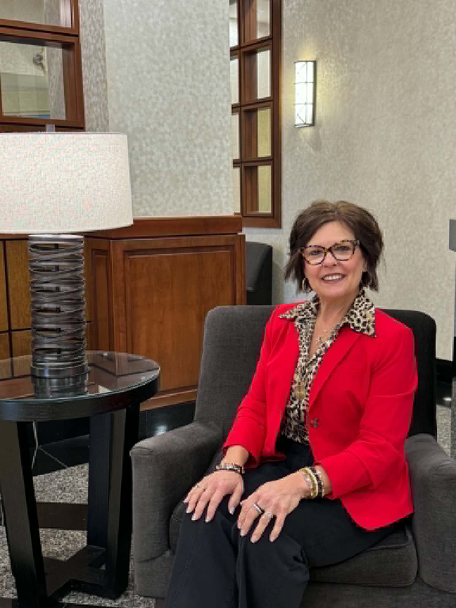 Royanna Stratmoen, Certified Image and Color Consultant, Radiate with Royanna — serving women in the Midwest and virtually everywhere