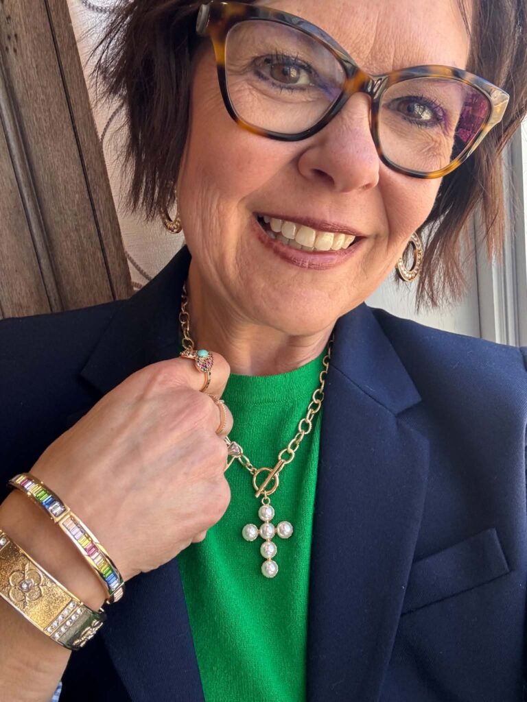 Royanna Stratmoen certified color analysis services consultant showing how color style and jewelry work together beautifully